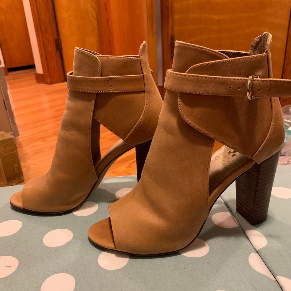 Leather open toe Booties